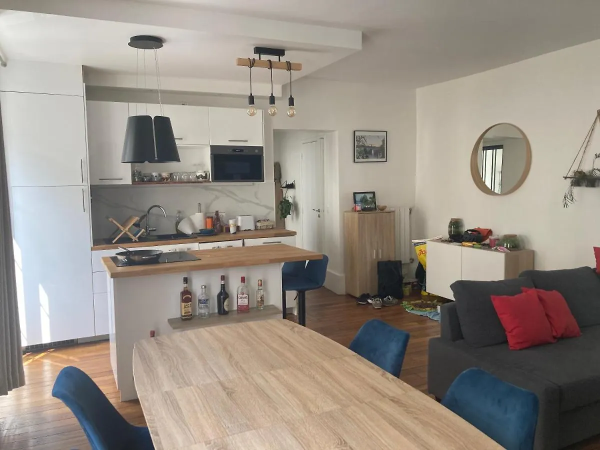 Apartment Appartement 3 Pieces Paris 11E